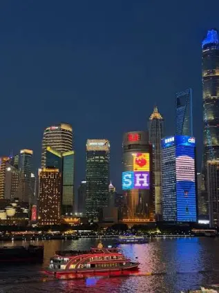 上海兴趣社：跳出狭窄工作圈，青年同城俱乐部带你解锁高质量社交读书会 🚀