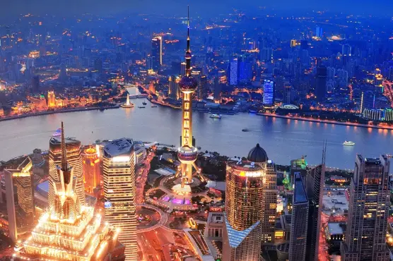 上海南站接送客攻略：石龙路地铁站与莘庄维璟印象城停车接驳全解析